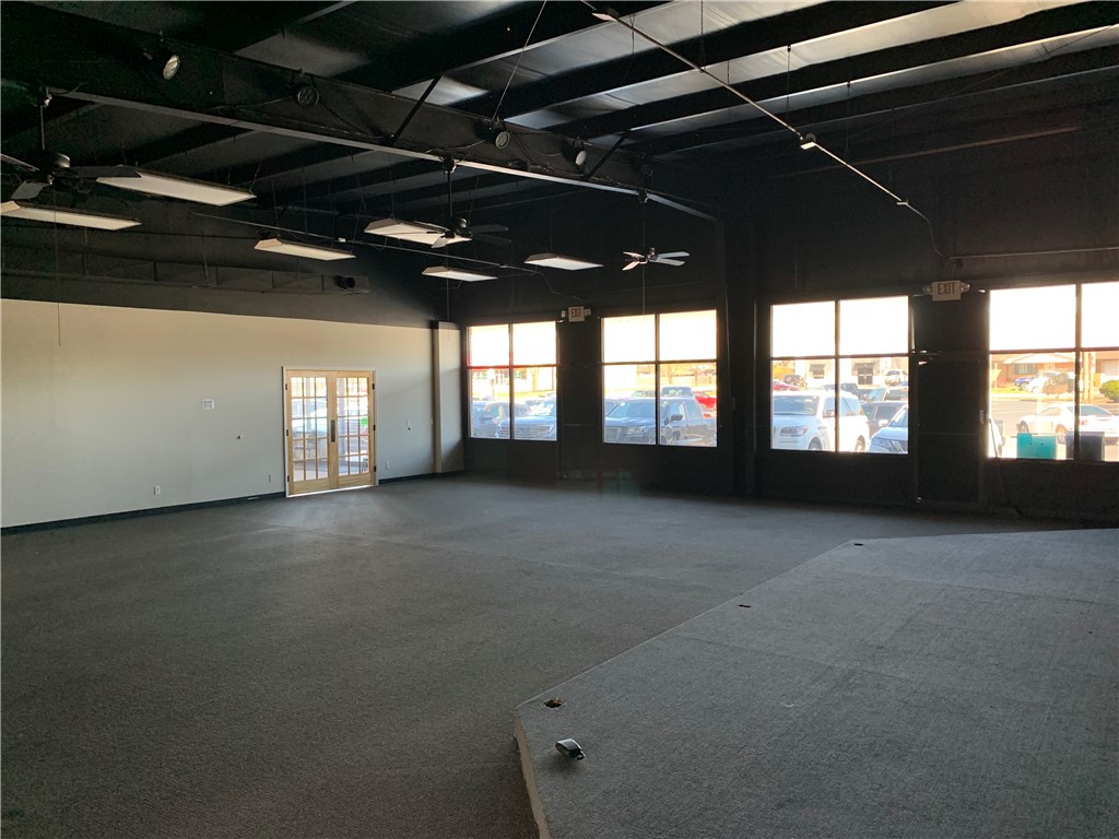 Beckendale Plaza Centerton - Commercial Lease