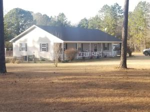 RARE FIND...3 ACRES ON THE EDGE OF TOWN.  ABUNDANCE OF WILDLIFE IS WHERE YOU WILL FIND  THIS CUSTOM BUILT HOME THAT OFFERS 3 BEDROOMS,1 BATH, LARGE WALK IN UTILITY ROOM, OFFICE  (OR 4TH BEDROOM) OPEN KITCHEN AND LIVING AREA,  SEE PRIVATE REMARKS