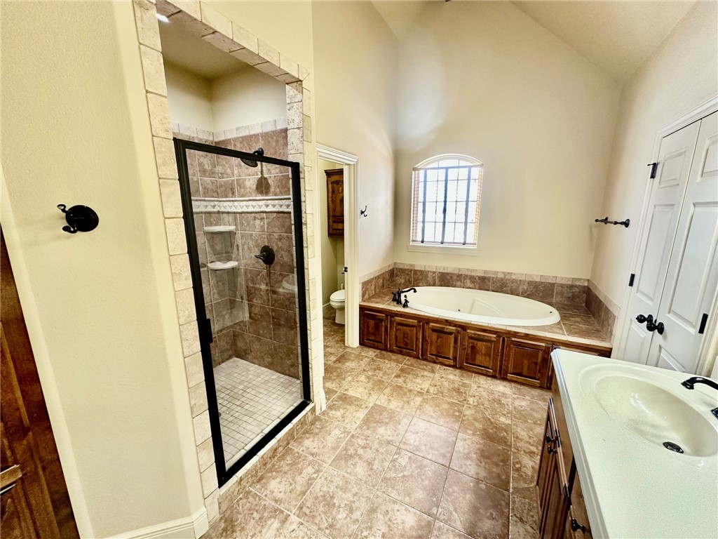 Shadow Valley - Residential Lease
