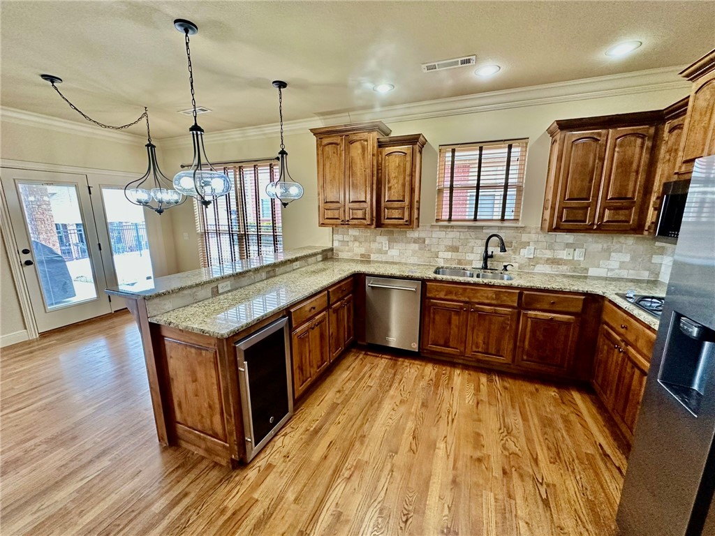 Shadow Valley - Residential Lease