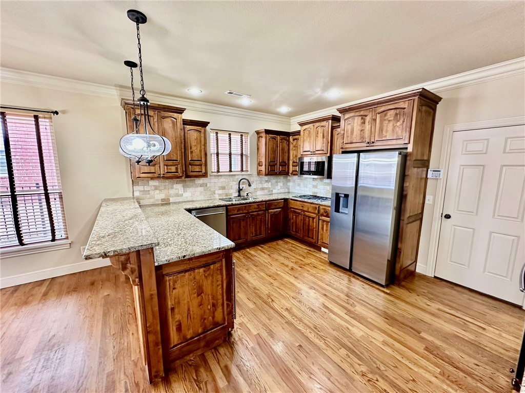 Shadow Valley - Residential Lease
