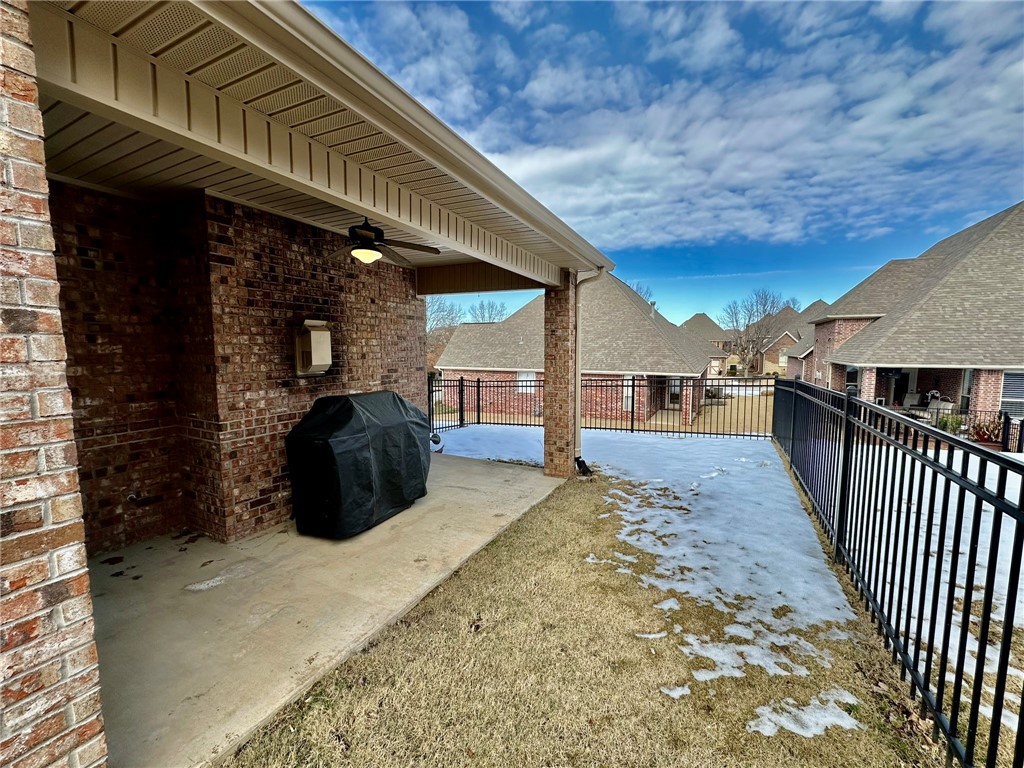 Shadow Valley - Residential Lease