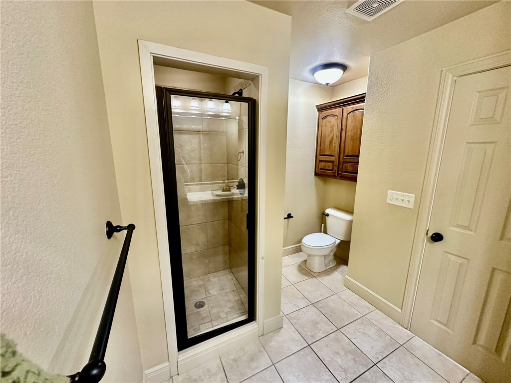 Shadow Valley - Residential Lease
