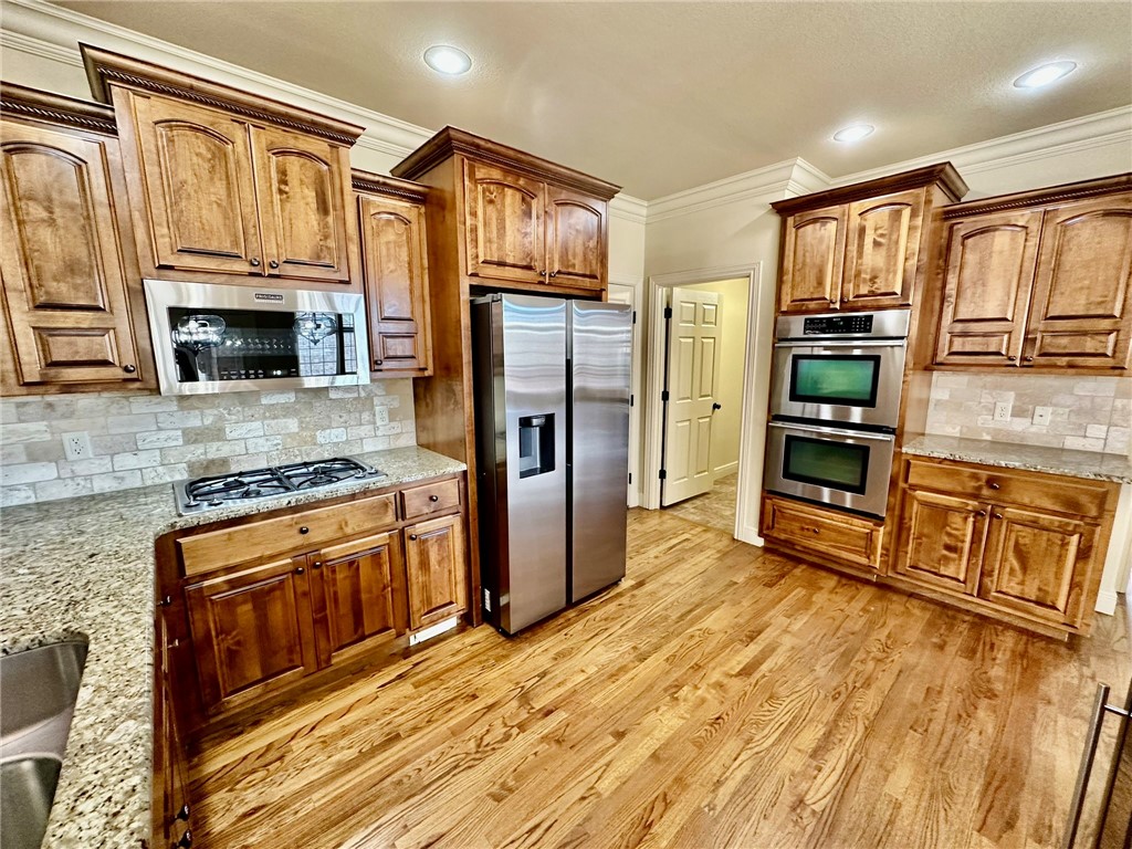 Shadow Valley - Residential Lease