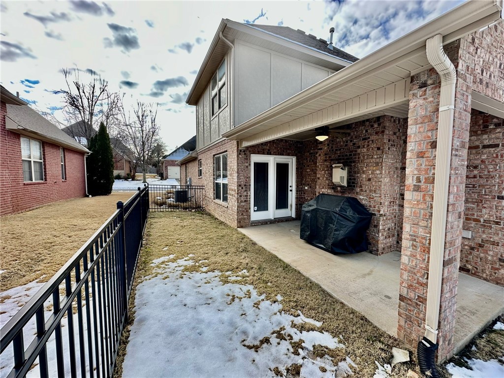 Shadow Valley - Residential Lease