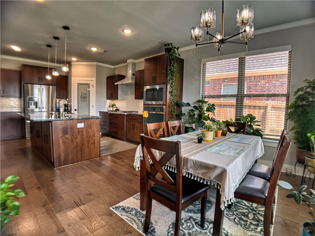 Oak Meadows Bentonville - Residential Lease