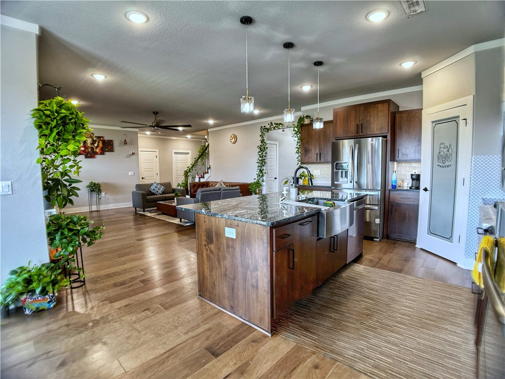 Oak Meadows Bentonville - Residential Lease