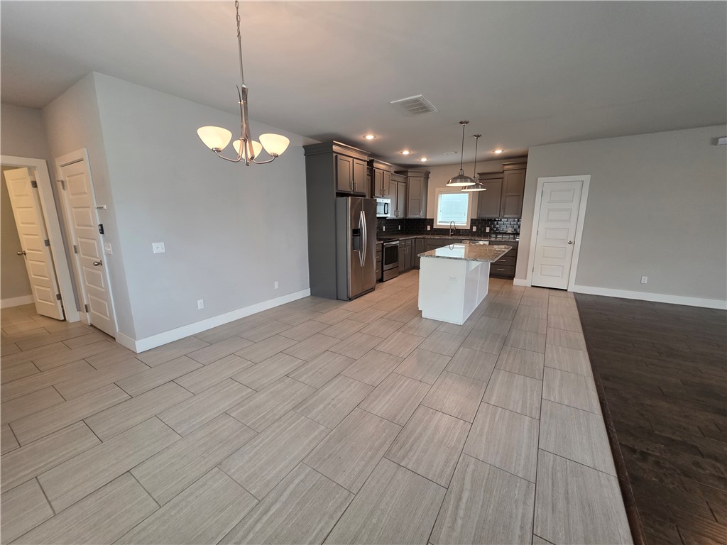 Oldetown Estates Rogers - Residential Lease
