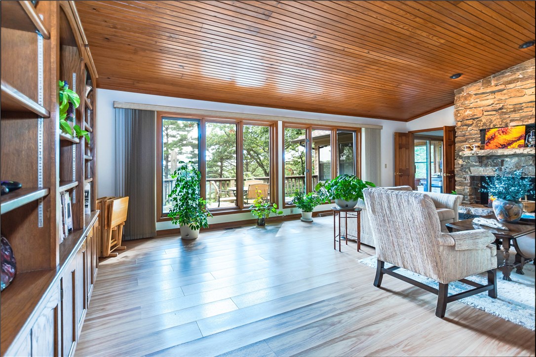 Unit 8 Holiday Island - Residential