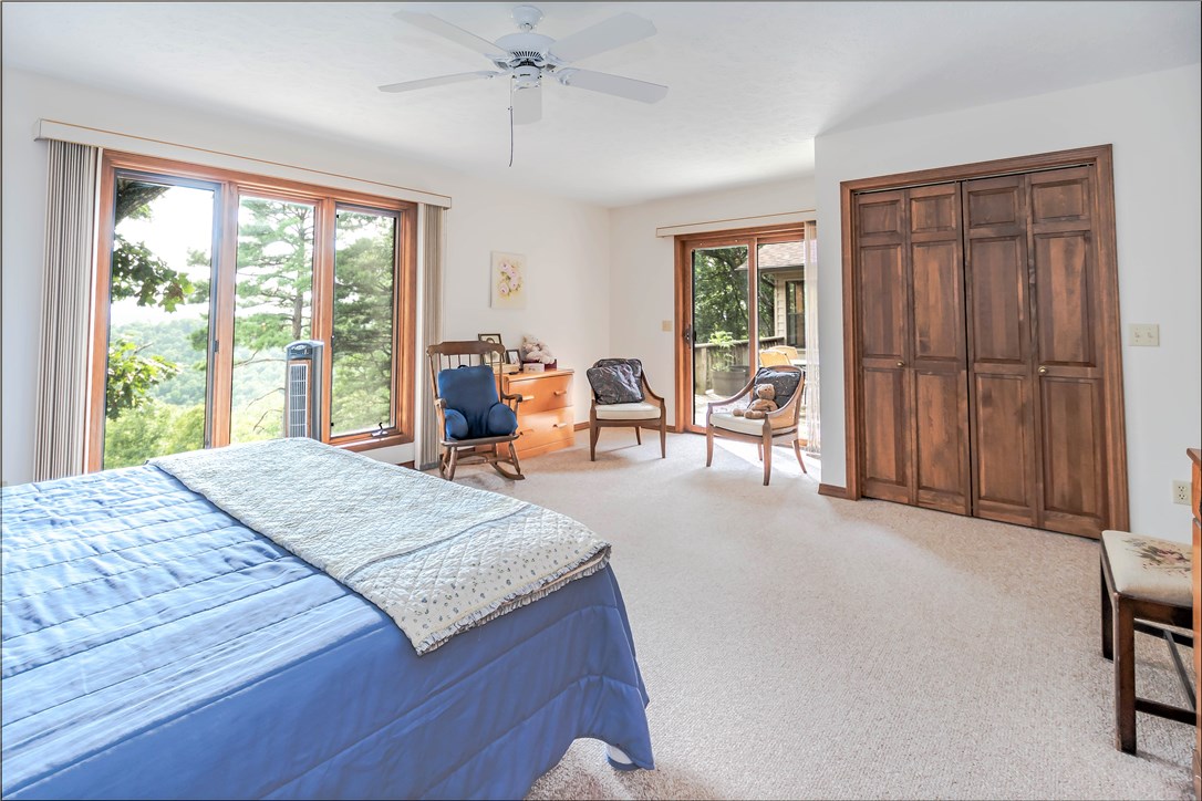 Unit 8 Holiday Island - Residential
