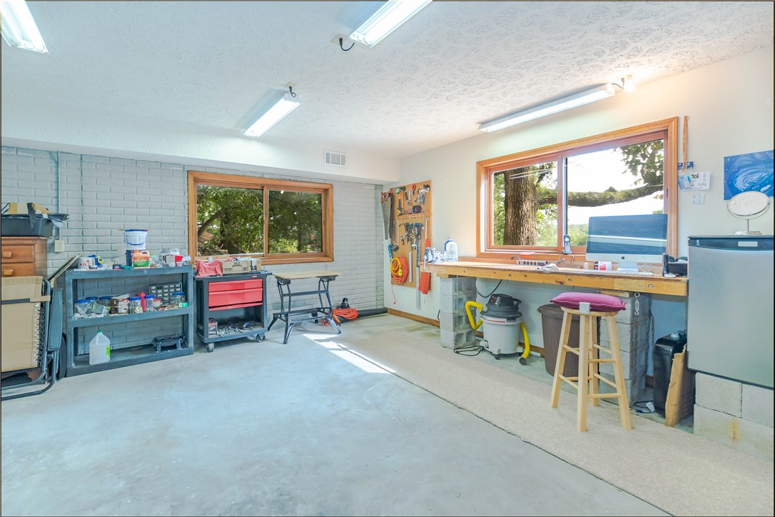 Unit 8 Holiday Island - Residential