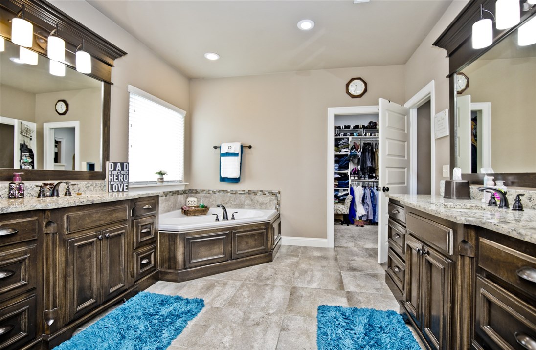 White Oak Trails - Residential