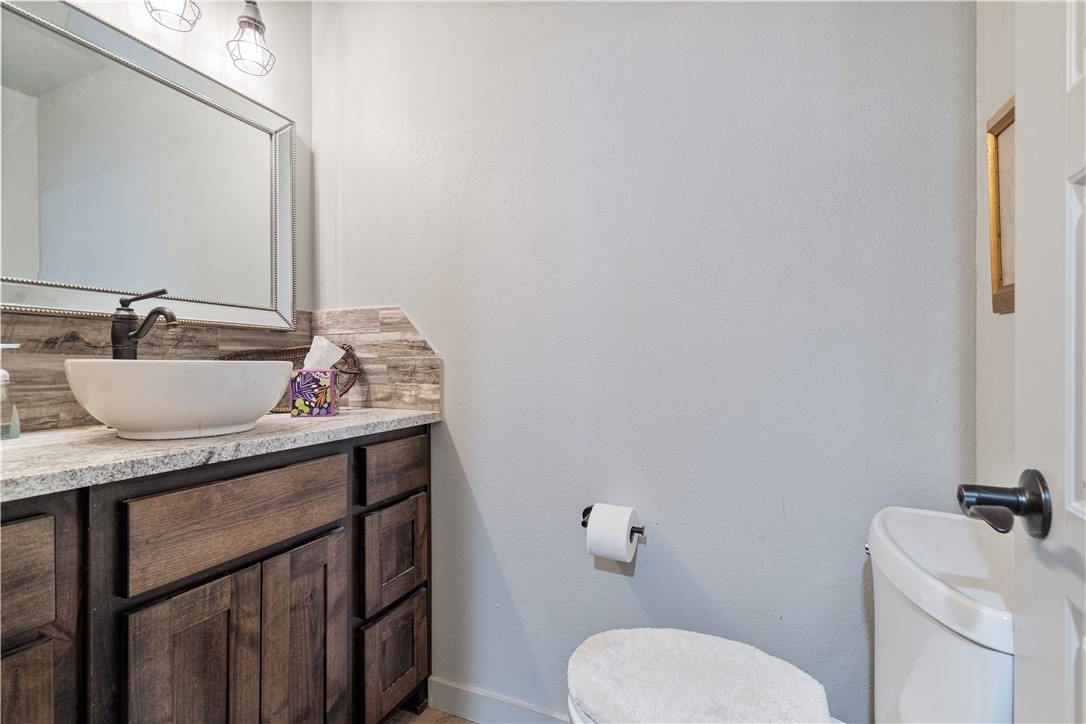 Townhouse Tct 3 A/K/A Drake Court Bvv - Residential