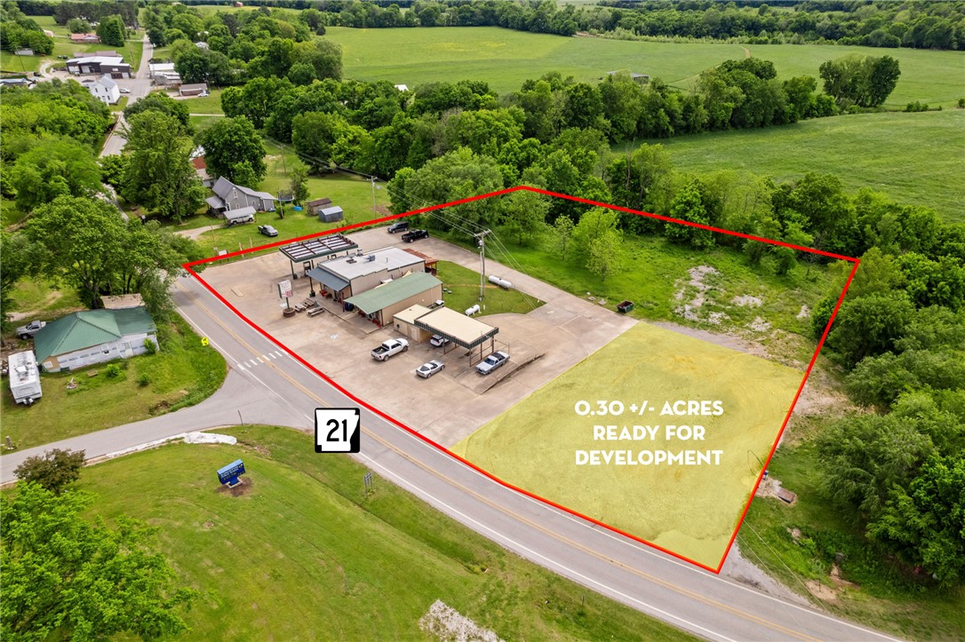 Turnkey c-store for sale in the heart of the Ozark Mountains! As a main stop for essentials before a trip to the Buffalo River, the setting provides limited competition and steady demand. Includes multiple streams of income and further development potential. Highly motivated seller that will entertain all offers!

Seller in need of a quick close, all offers to be considered.
Fully operational fuel pumps, restaurant, coffee shop, retail floor, & outdoor dining areas.
To be sold AS-IS with all inventory & equipment included.
Current staff can remain, allowing for a seamless transition.
Features undeveloped land for expansion or a new concept.