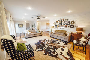 Cottonwood Est West - Residential
