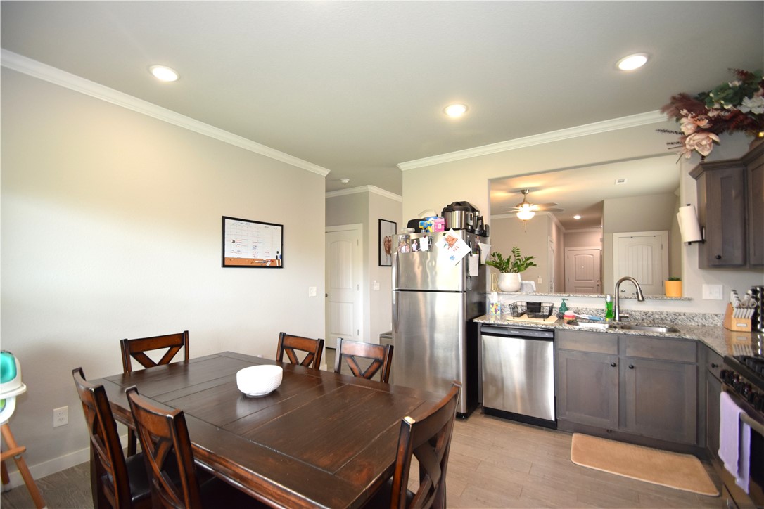 Kimmel Ridge Sub Centerton - Residential Lease