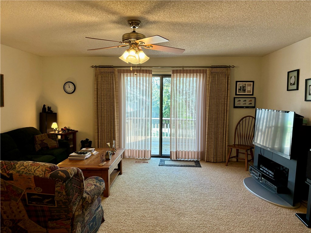 Melanie Courts Bvv - Residential