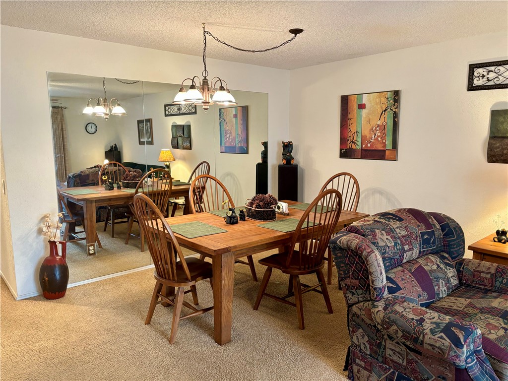 Melanie Courts Bvv - Residential