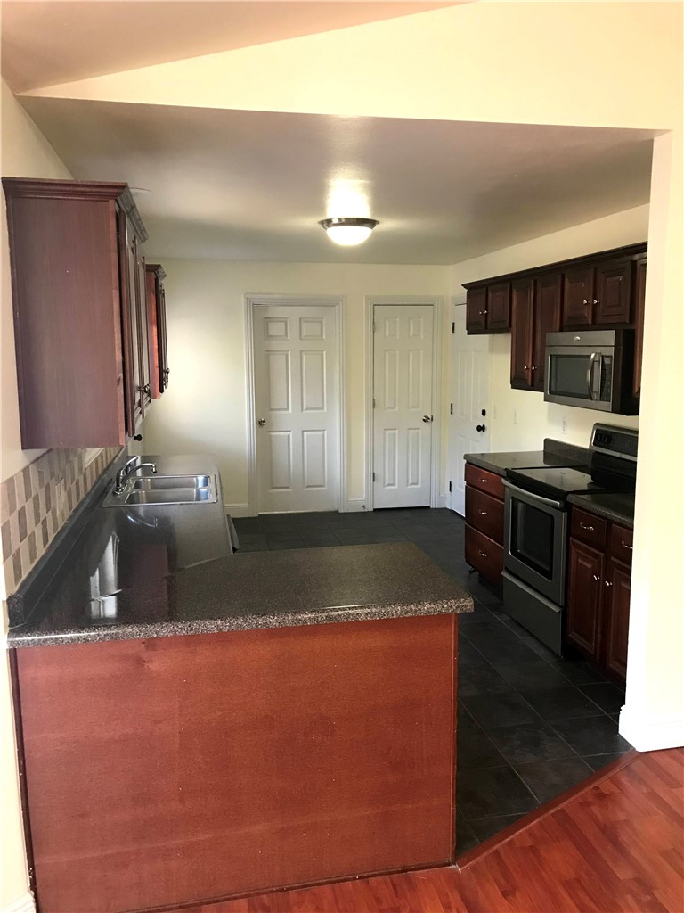 Pittsmans - Residential Lease