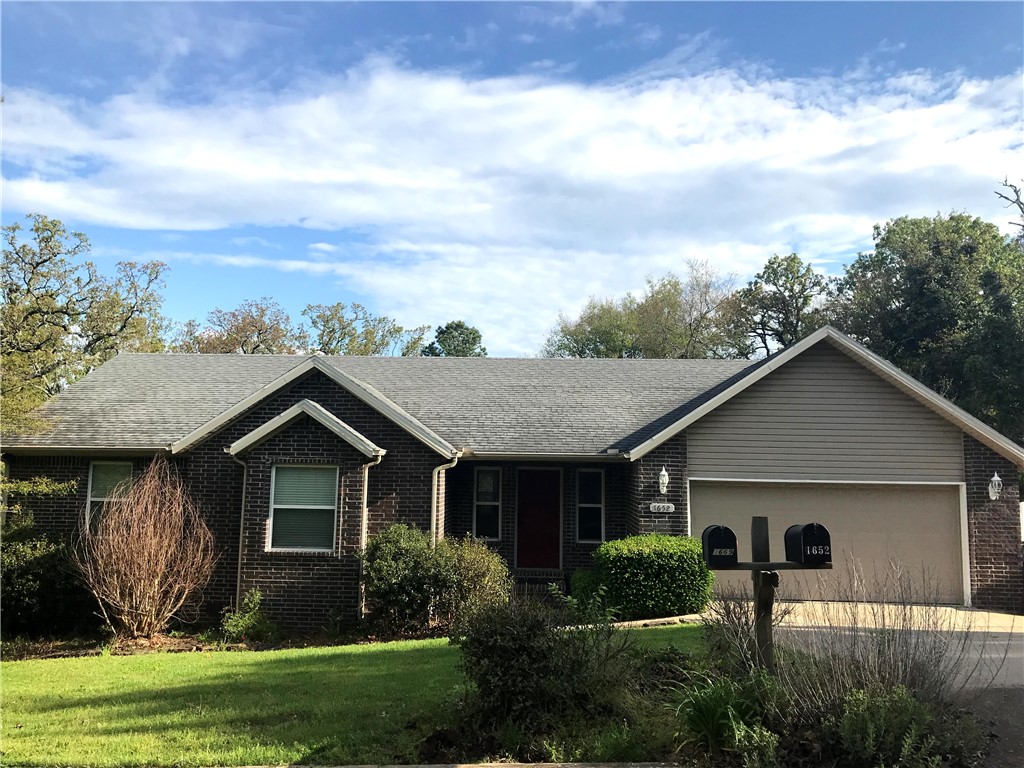 Pittsmans - Residential Lease