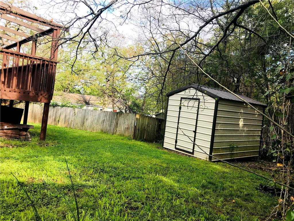 Pittsmans - Residential Lease