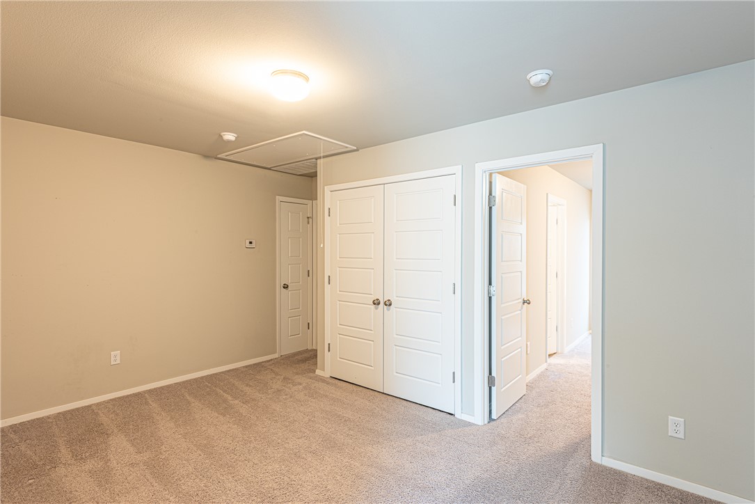 Creekside Meadows - Residential