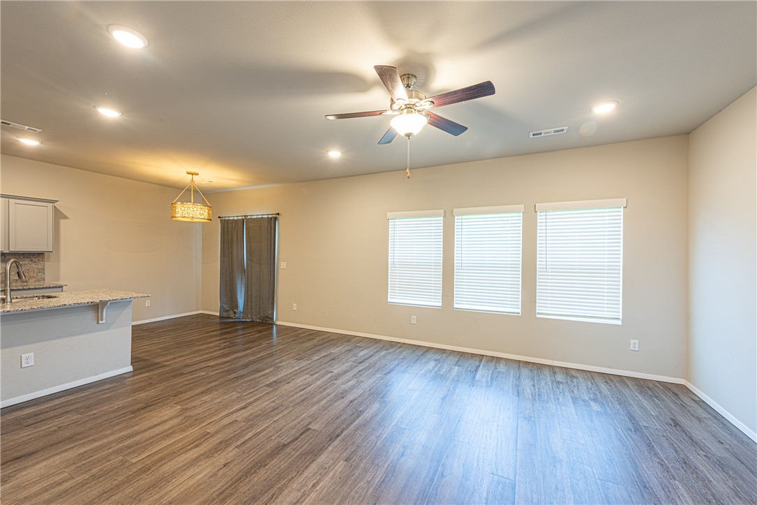 Creekside Meadows - Residential