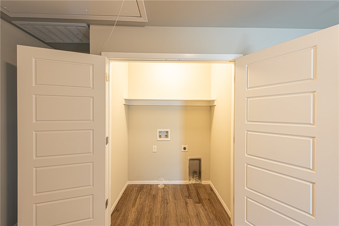 Creekside Meadows - Residential