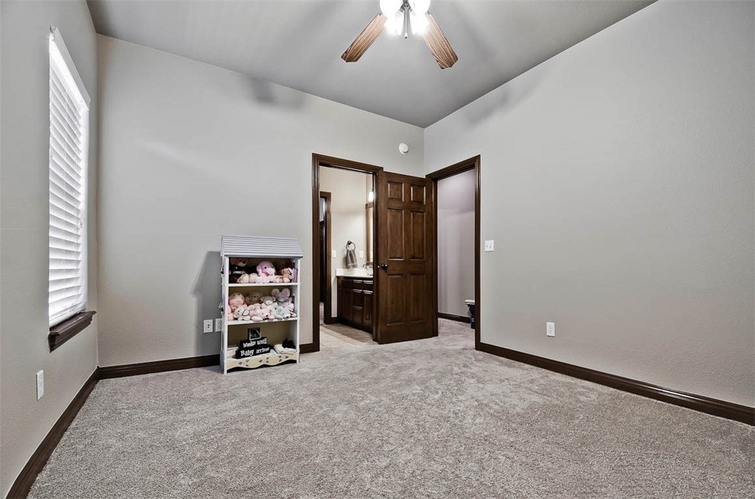 Montrouex Sub-Rogers - Residential