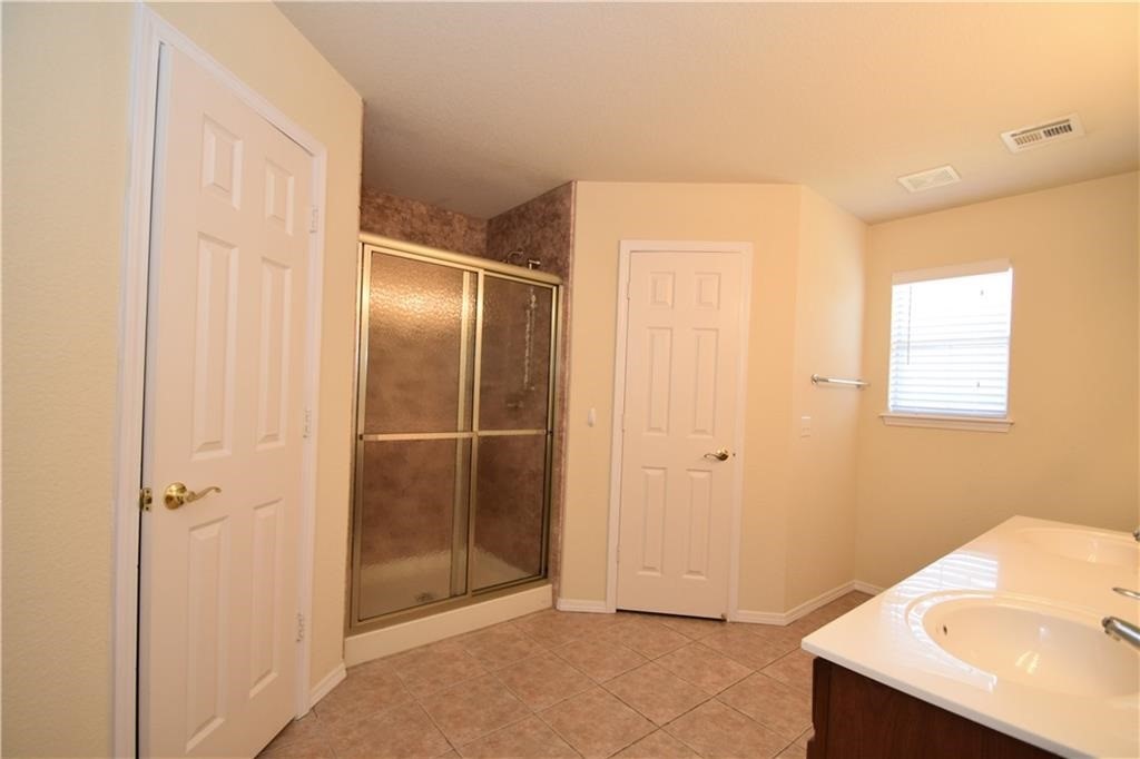 Windwood - Residential Lease