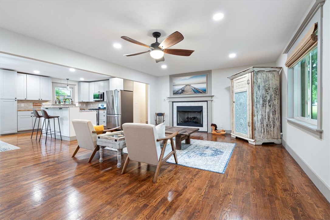 Gorgeously remodeled in 2020, this beautifully updated home blends vintage charm with modern convenience in a prime location close to downtown Siloam Springs. Featuring an open concept layout with a desirable split floor plan, the home is filled with stylish upgrades including butcher block countertops, custom tilework, and an adorable copper-covered front porch. Enjoy entertaining indoors or relaxing outside in the large, shaded, fenced backyard. Major system updates provide peace of mind, including brand new roof 2026, new hot water heater in 2020, all-new PEX plumbing, approximately 60% of the home professionally rewired, new gutters with leaf guards, and a new HVAC system installed in 2025. Bike to downtown, shopping, dining, and more while enjoying the character and charm this unique property has to offer. This is the one you’ve been waiting for!