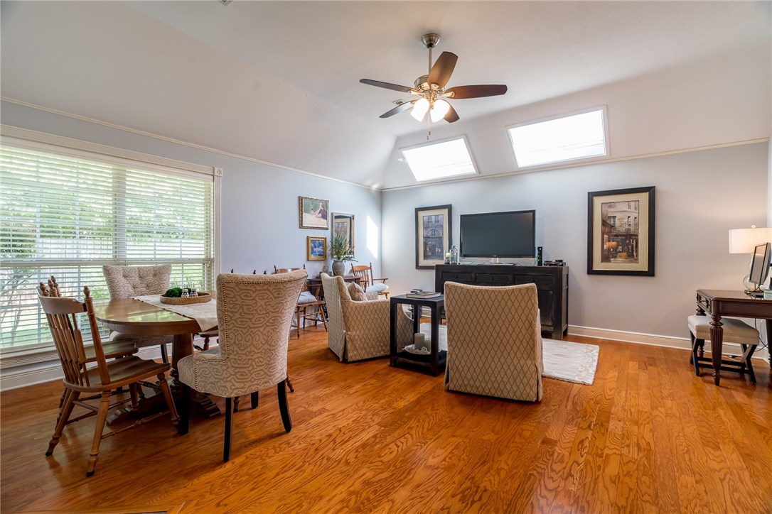 Yorktowne Square Ph II - Residential
