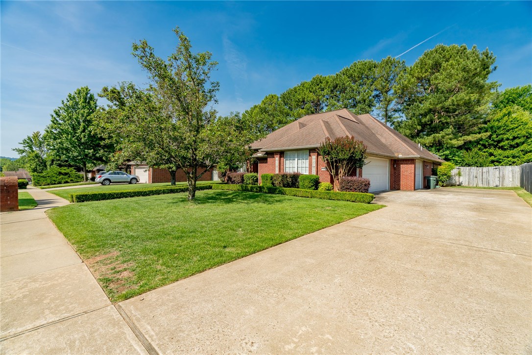 Yorktowne Square Ph II - Residential