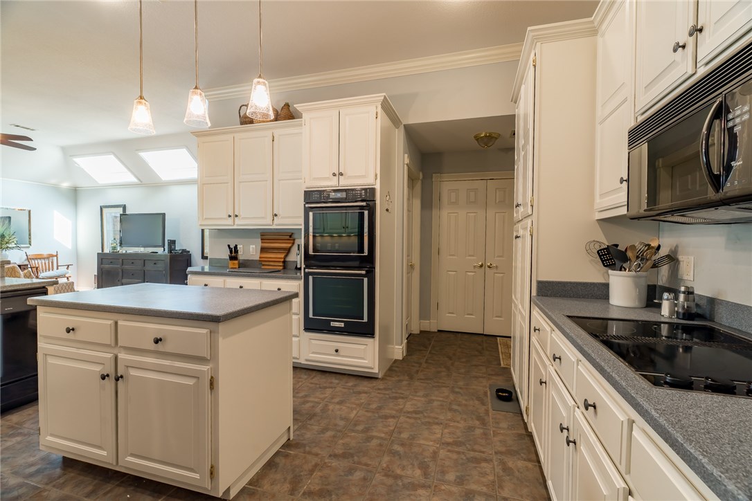 Yorktowne Square Ph II - Residential