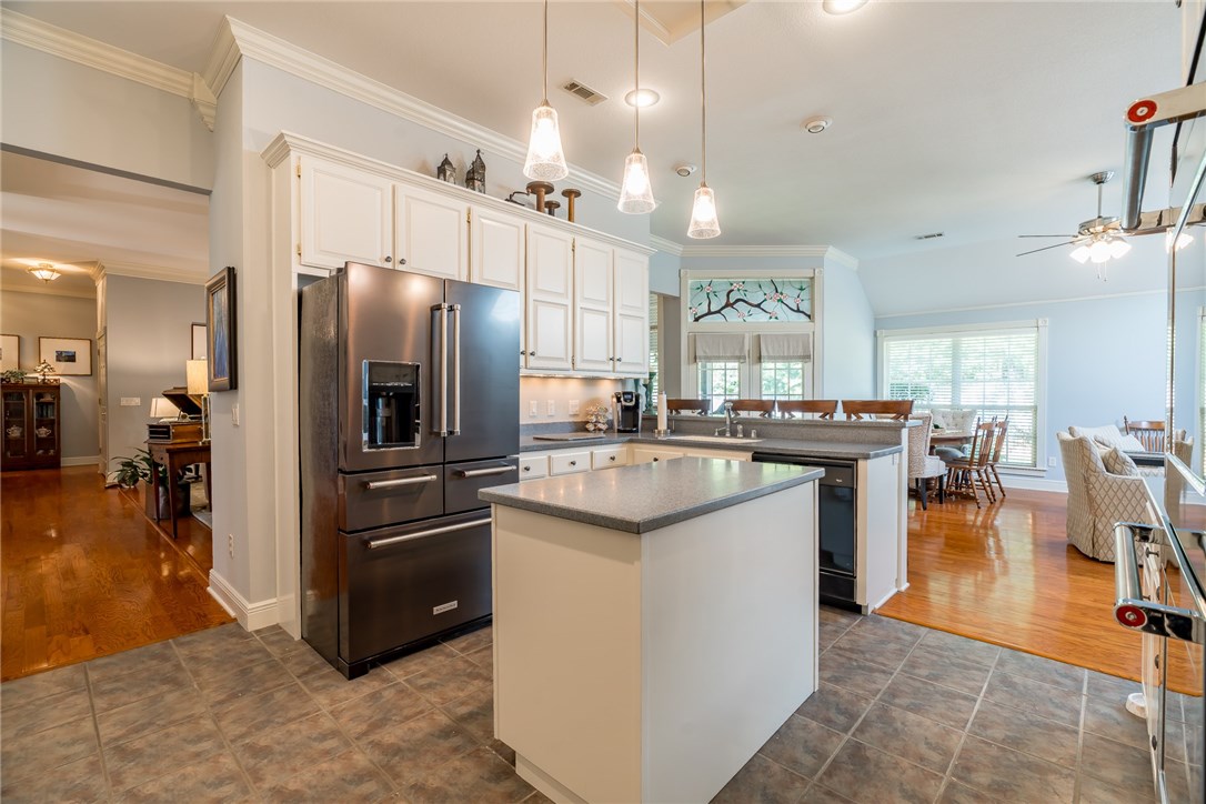 Yorktowne Square Ph II - Residential