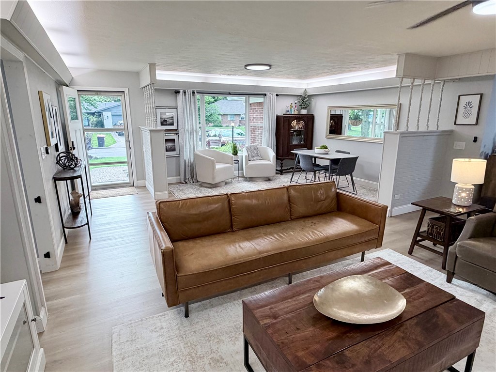 Western Oaks Place I - Residential