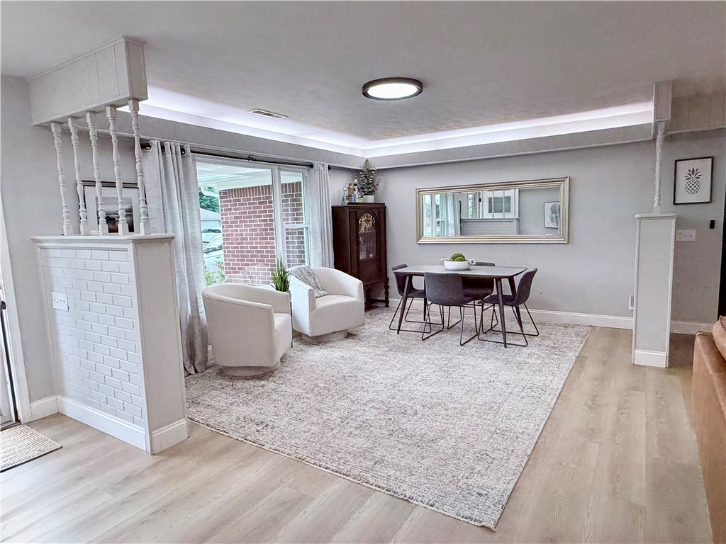 Western Oaks Place I - Residential