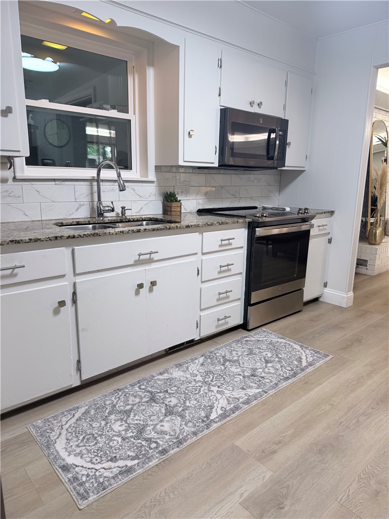 Western Oaks Place I - Residential
