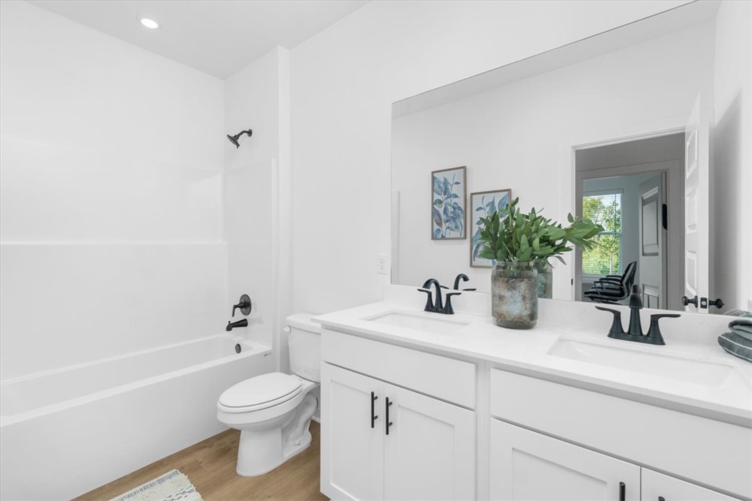 Brentwood Village - Residential