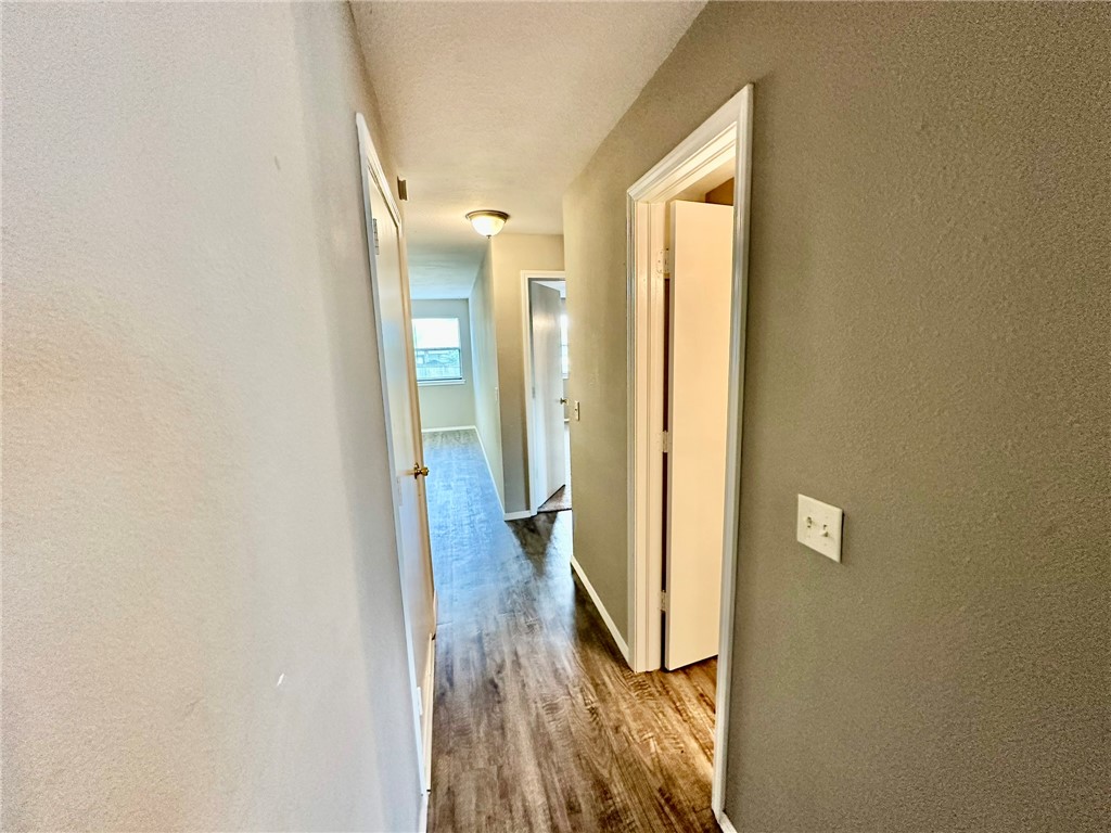 Oak Hill Iii Ph 1 Rogers - Residential Lease