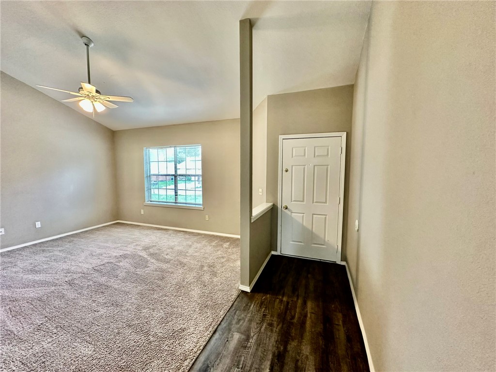 Oak Hill Iii Ph 1 Rogers - Residential Lease