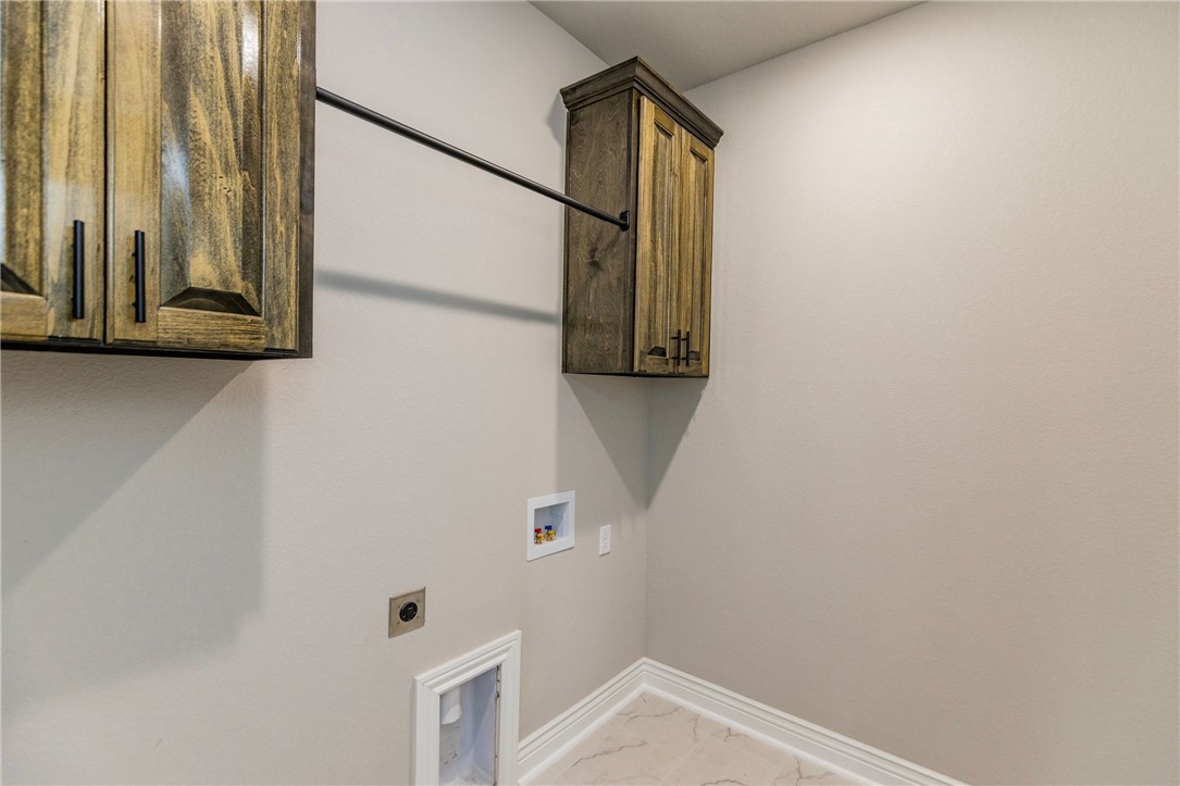 WALNUT GROVE SUB PH III-BENTONVILLE - Residential