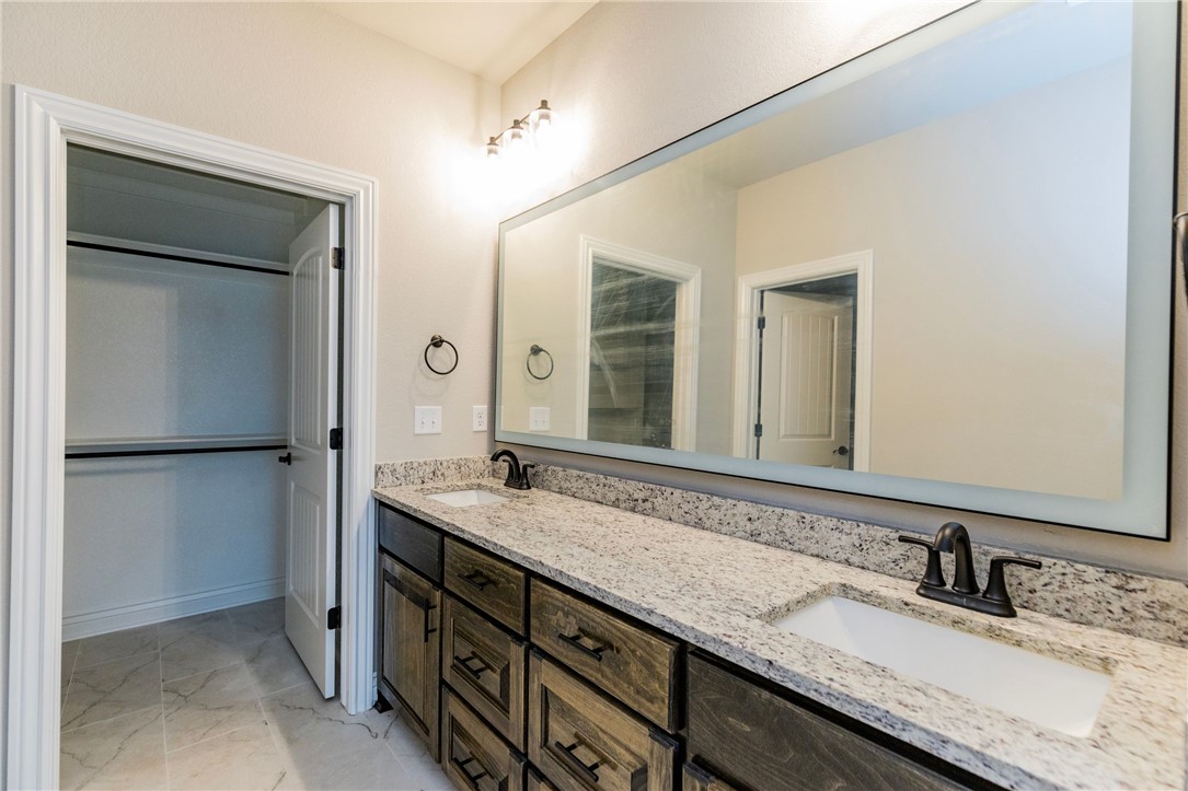 WALNUT GROVE SUB PH III-BENTONVILLE - Residential