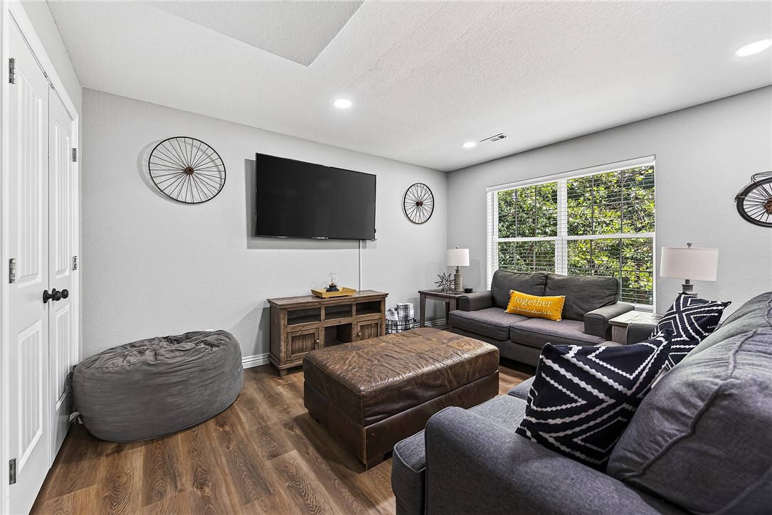 Cunningham Sub Bvv - Residential