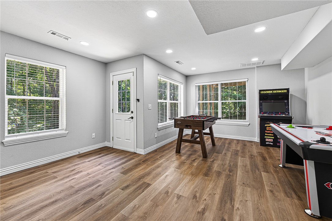 Cunningham Sub Bvv - Residential