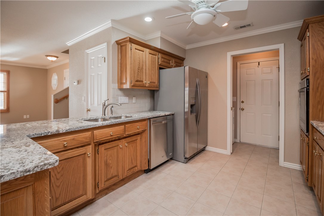 Pinnacle Town Homes - Residential