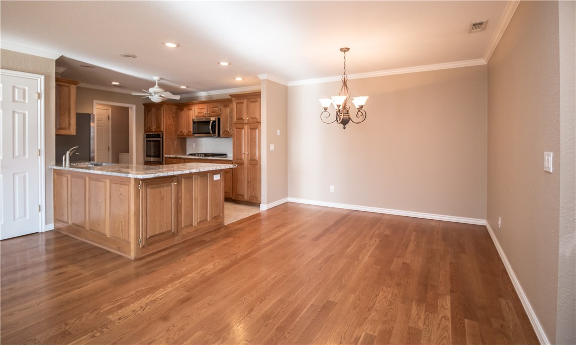 Pinnacle Town Homes - Residential