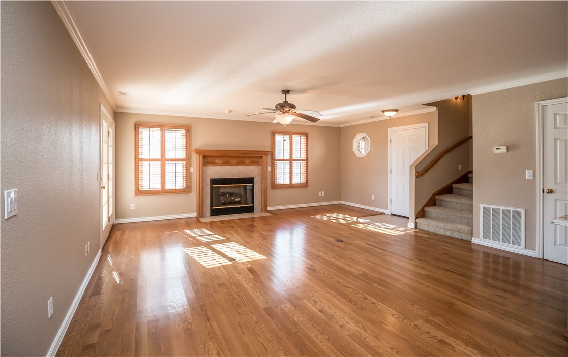 Pinnacle Town Homes - Residential