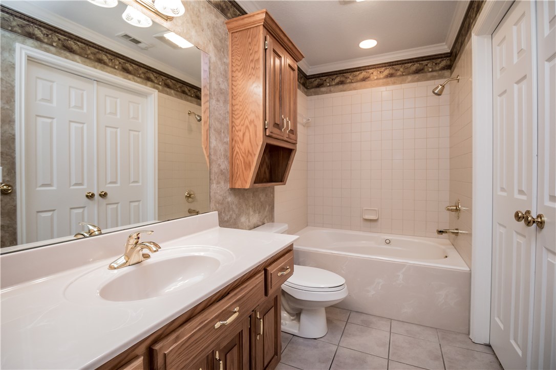 Pinnacle Town Homes - Residential