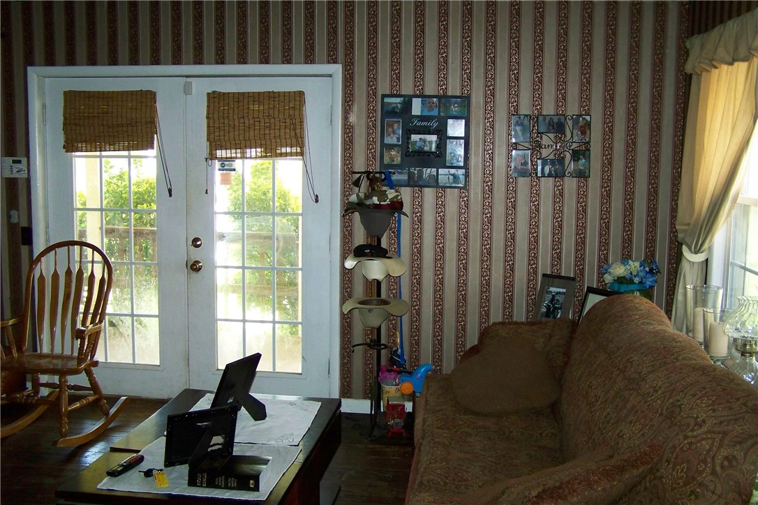 21/28-14-33 - Residential